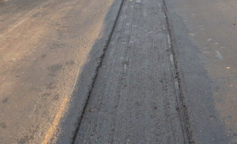 Governo realiza obras de conservação da PR-576 no Noroeste do Paraná