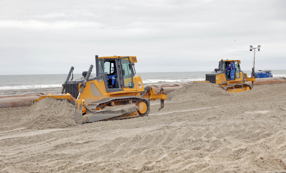 Moradores e comerciantes de Matinhos esperam verão com aumento de turistas e salto econômico após as obras na Orla