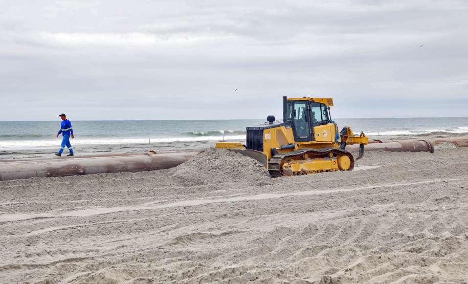 Moradores e comerciantes de Matinhos esperam verão com aumento de turistas e salto econômico após as obras na Orla