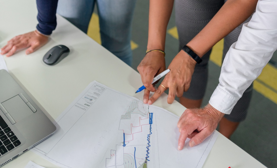 Governo oferta vagas para servidores em especialização na área de projetos e obras públicas