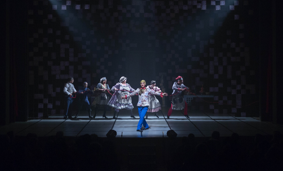 Grupo de dança do Teatro Guaíra leva espetáculo para cinco cidades do Oeste do Paraná