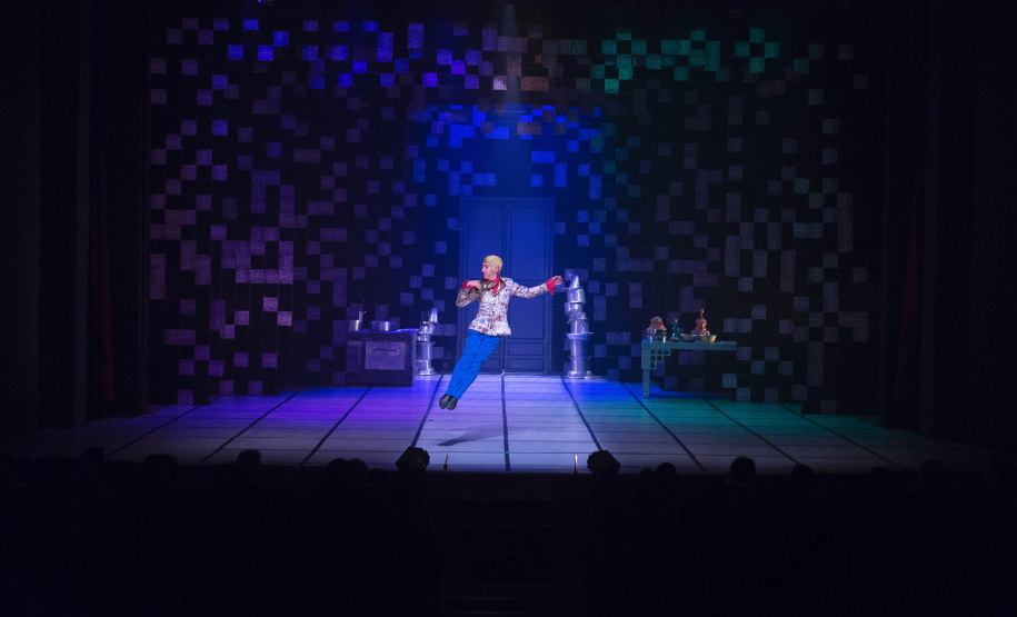 Grupo de dança do Teatro Guaíra leva espetáculo para cinco cidades do Oeste do Paraná