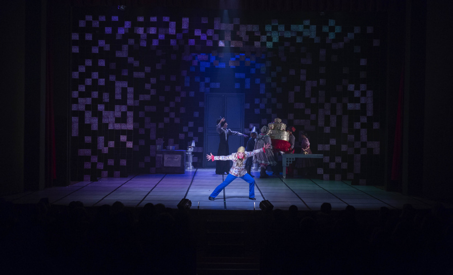 Grupo de dança do Teatro Guaíra leva espetáculo para cinco cidades do Oeste do Paraná