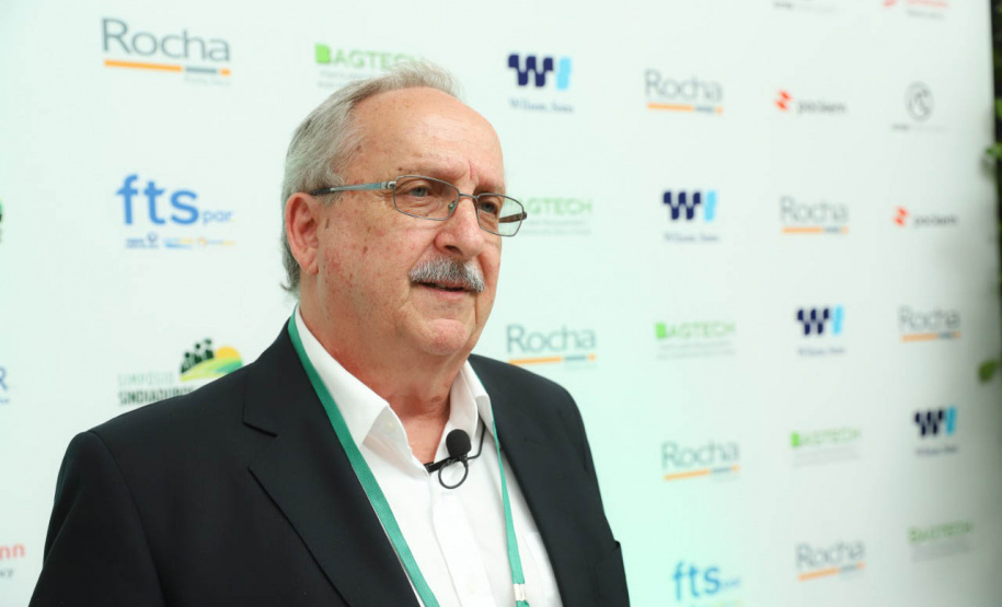 Relevância dos portos paranaenses na importação de fertilizantes é destaque em simpósio