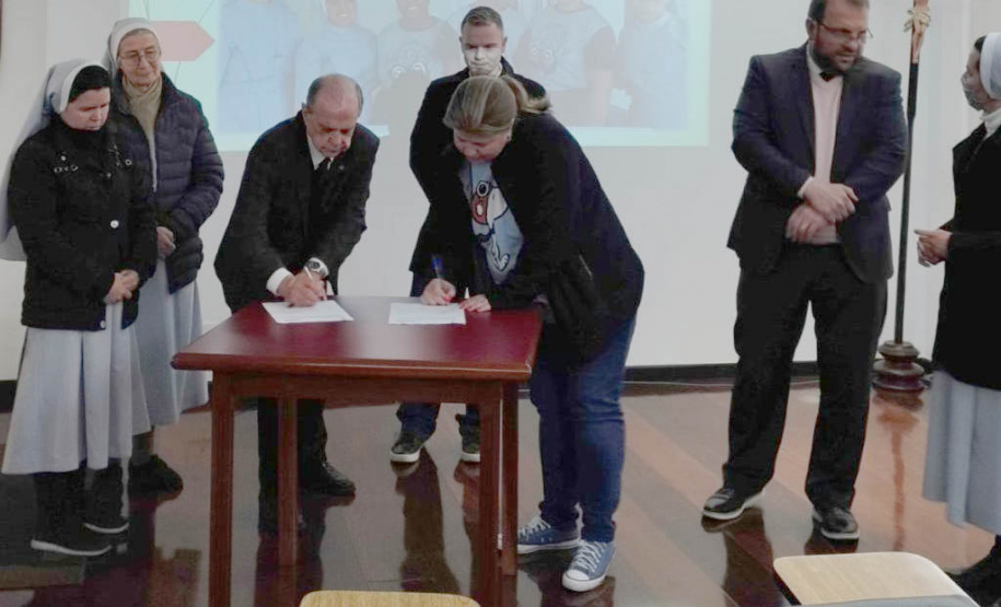 Convênios do Estado auxiliam instituições a desenvolver projetos voltados a crianças e adolescentes