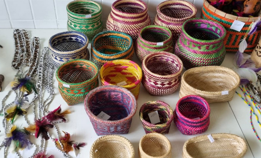 Ação do Estado ajuda 65 indígenas do Litoral a ingressar no Programa do Artesanato Brasileiro