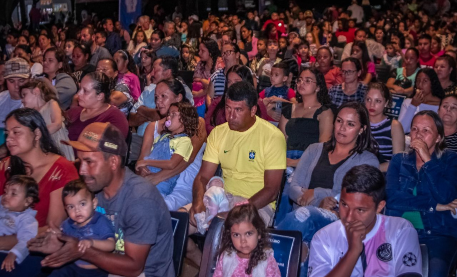 Cinema na Praça - Bela Vista do Paraíso