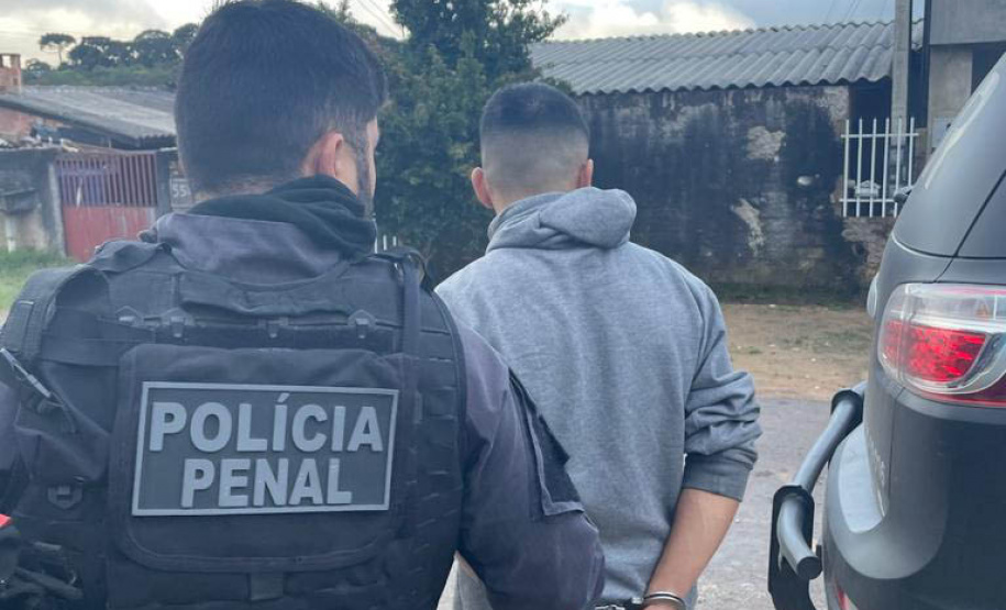 Operação conjunta entre Polícias Penal e Civil cumpre cinco mandados de prisão