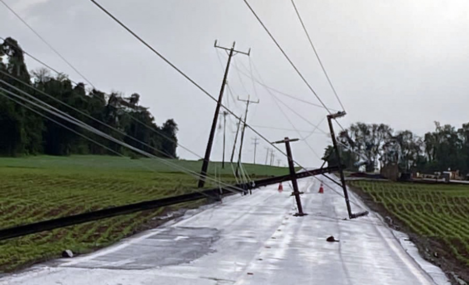 Temporal deixa cerca de 90 mil unidades consumidoras sem energia no Centro-Sul e Oeste