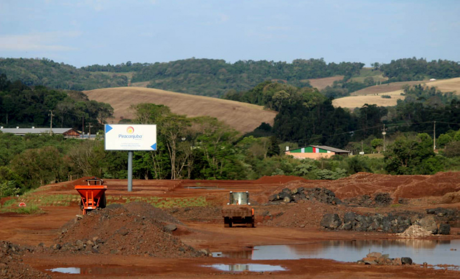 Local de construção de uma unidade da Piracanjuba, que será a maior fábrica de queijos do Brasil, em  São Jorge d'Oeste, no Sudoeste do Paraná -