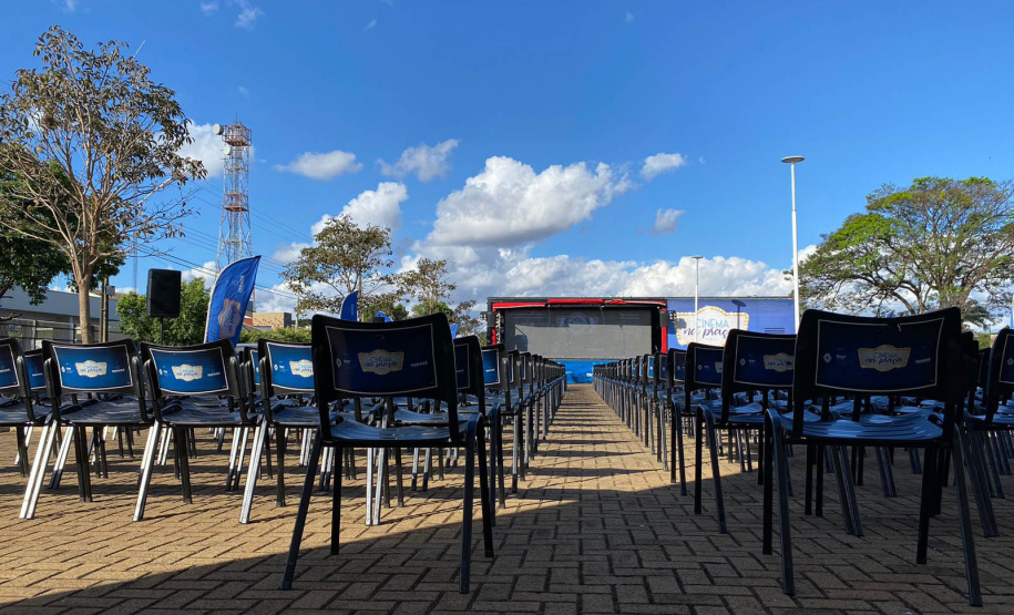 Cinema na Praça