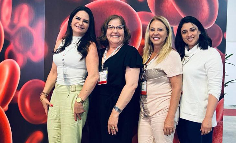 Em busca de novos conhecimentos para aprimorar o atendimento, Hemepar participa de Congresso Nacional