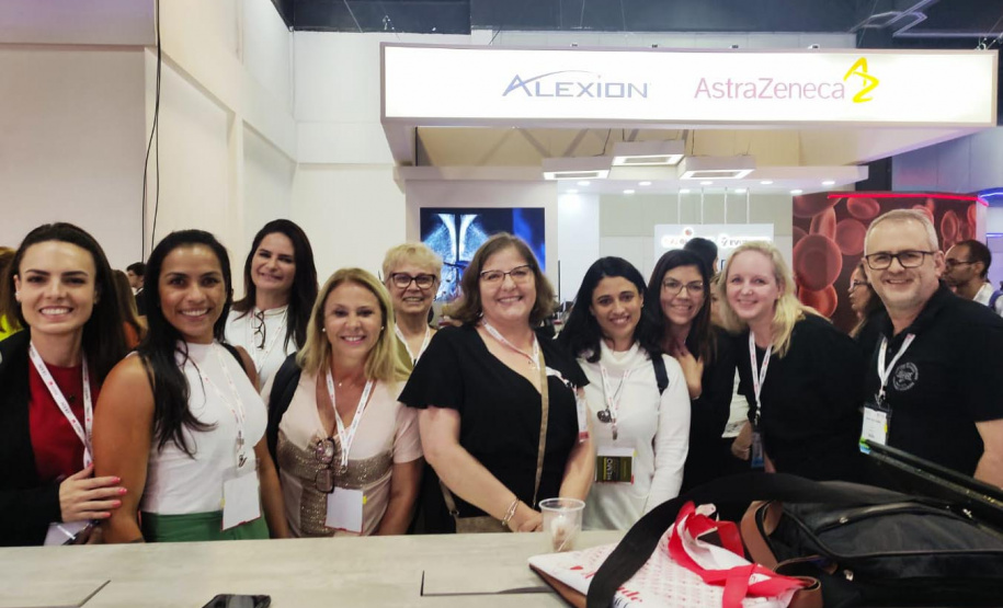 Em busca de novos conhecimentos para aprimorar o atendimento, Hemepar participa de Congresso Nacional