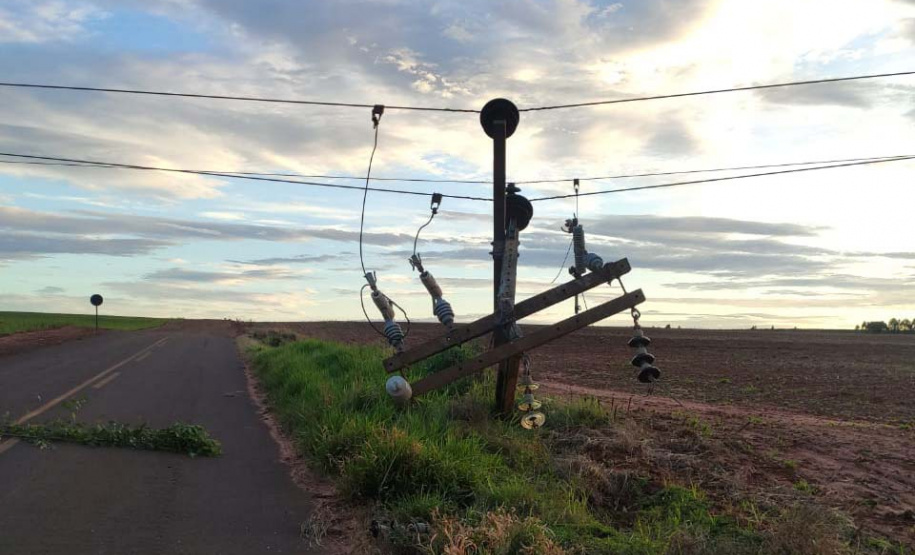 Copel trabalha para reestabelecer energia em locais atingidos por temporais- Região Vale do Ivaí -