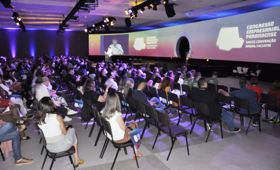 Fomento Paraná renova parceria com Faciap e credencia Cacinor como correspondente