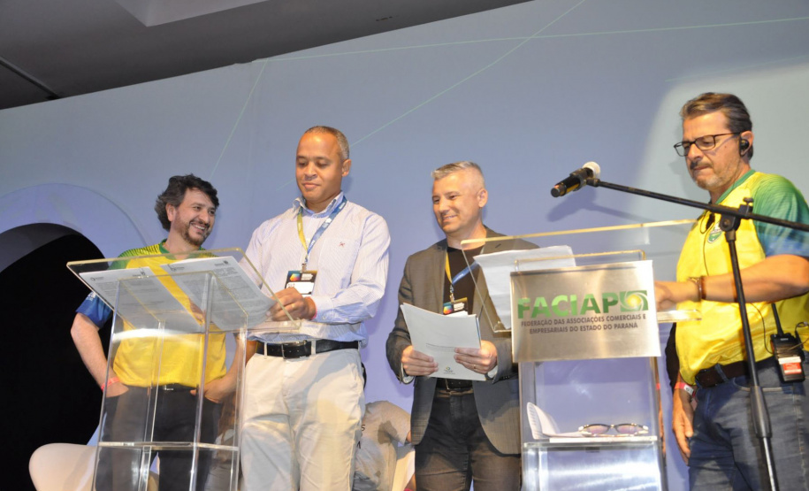 Fomento Paraná renova parceria com Faciap e credencia Cacinor como correspondente