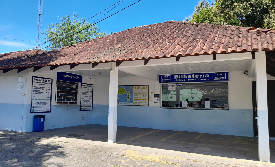 Agepar lança campanha de conscientização para usuários da travessia da Ilha do Mel