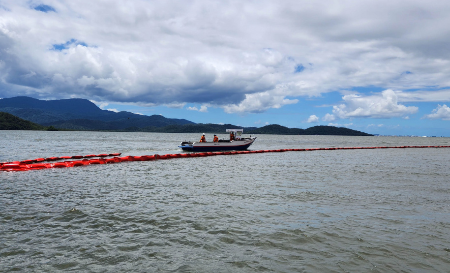 Portos do Paraná realiza simulado de emergência em Antonina