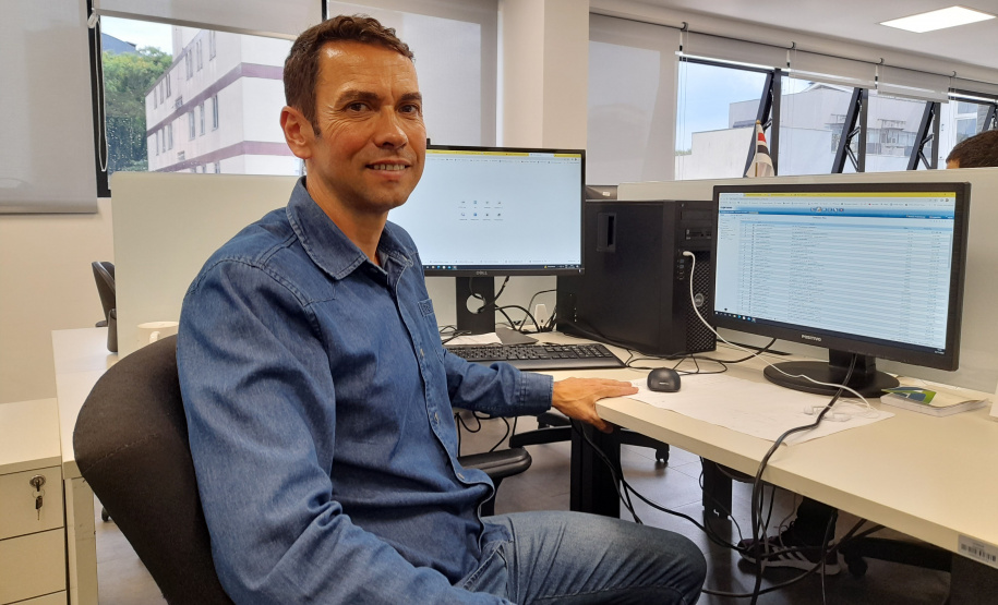 Christian Luiz da Silva é professor efetivo da Universidade Tecnológica Federal do Paraná (UTFPR).