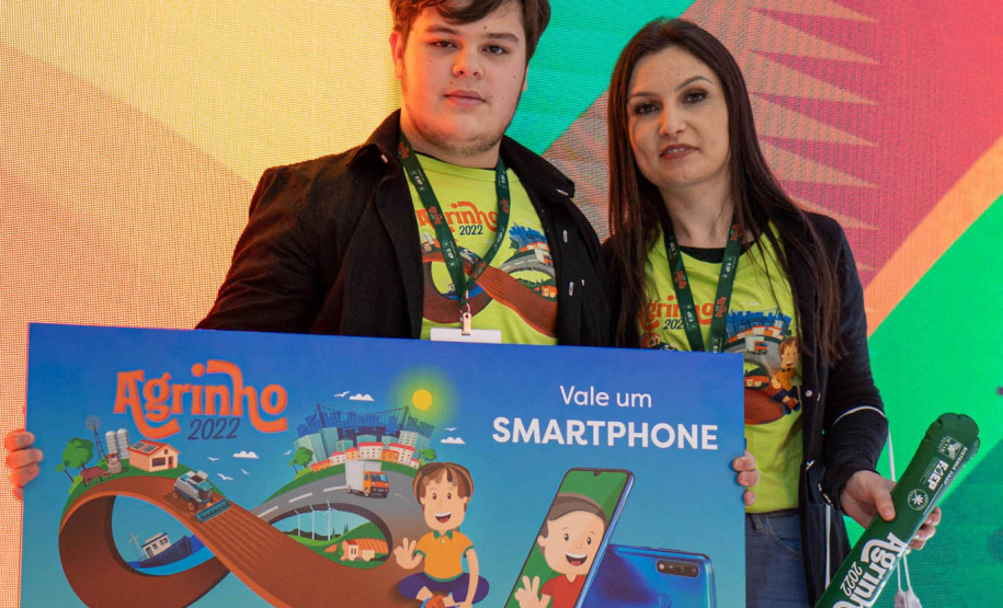 Alunos e professores da rede estadual são premiados no Concurso Agrinho