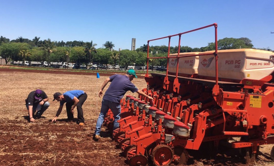 Parceria entre IDR-Paraná e Cocriagro traz smart farm como vitrine tecnológica de soluções inovadoras para produtores rurais