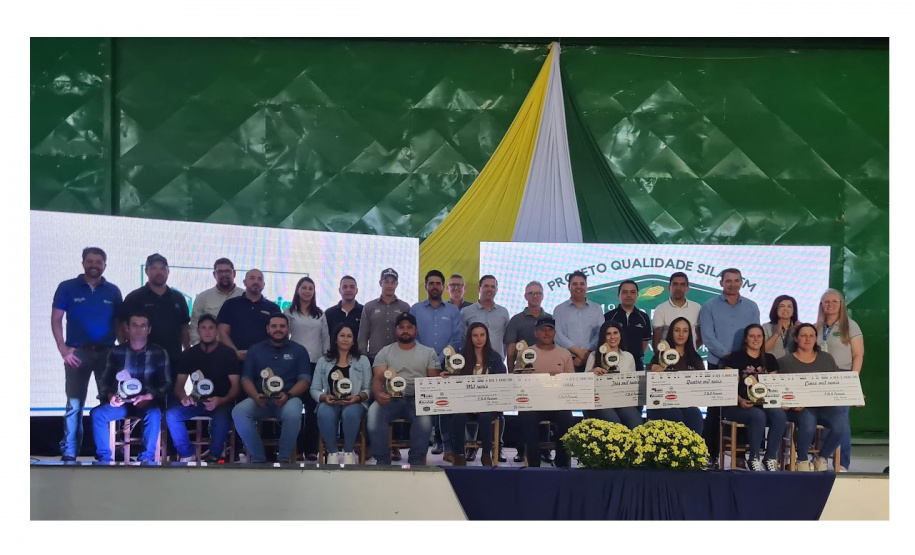 Com participação de mais de 300 produtores, IDR-Paraná realiza o 4º Torneio de Silagem