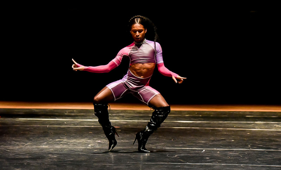 Evento da consciência negra faz história no Teatro Guaíra