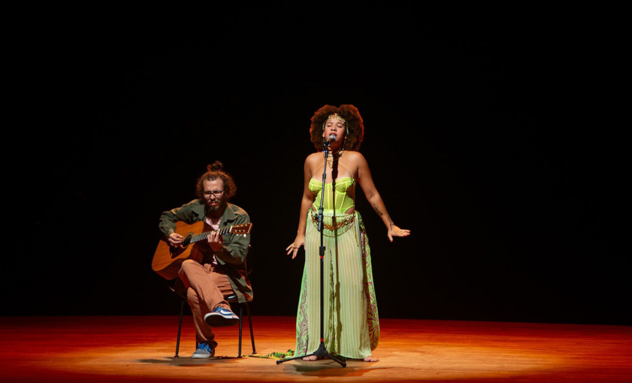 Evento da consciência negra faz história no Teatro Guaíra