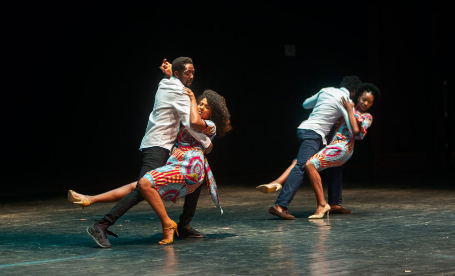 Evento da consciência negra faz história no Teatro Guaíra