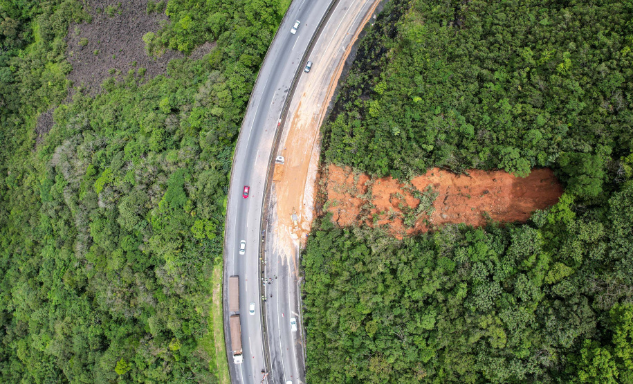 BR-277 será liberada parcialmente na tarde desta quarta-feira
