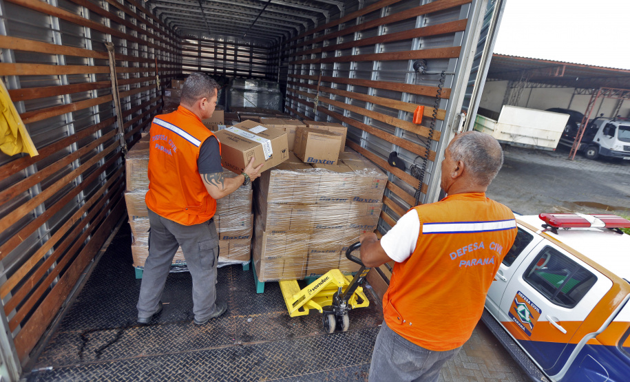 Estado envia insumos e medicamentos aos municípios do Litoral nesta quinta-feira