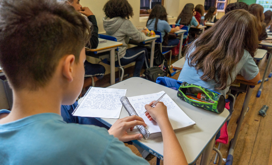 Última Prova Paraná do ano é aplicada nesta semana a todos os alunos da rede