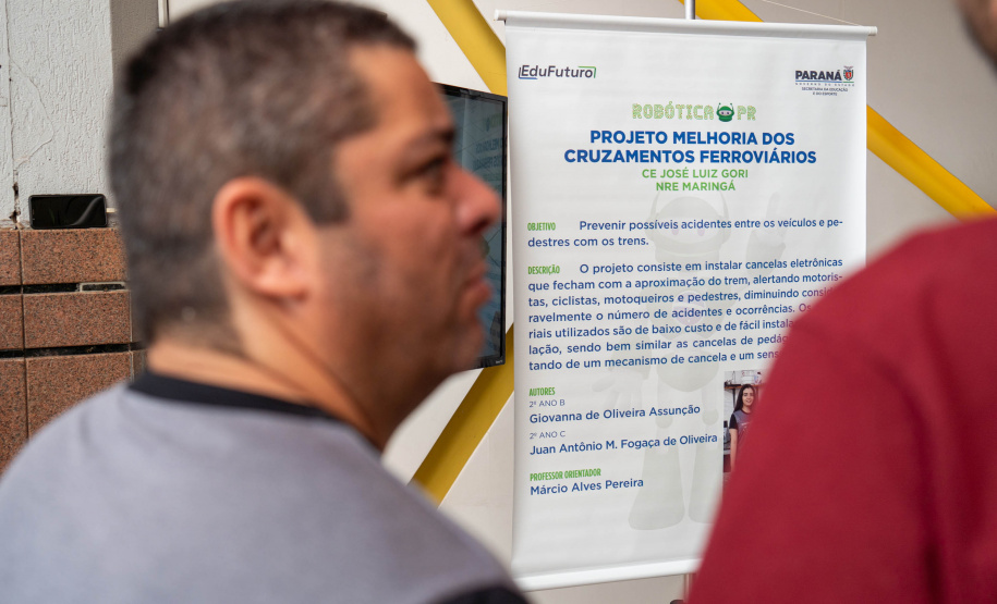 Professores apresentam projetos de robótica premiados durante evento de formação