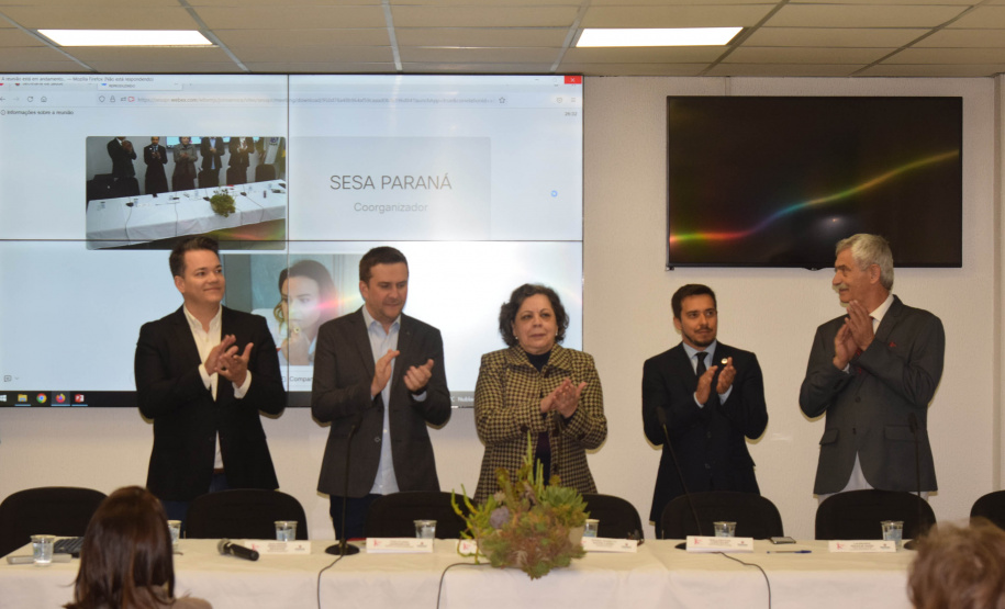 Campanha Novembro Vermelho alerta para prevenção e combate ao câncer de boca