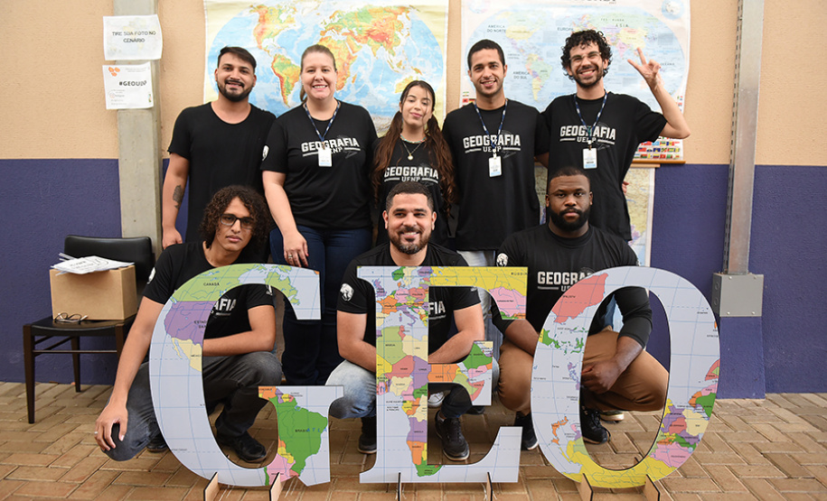 I Feira de profissões da UENP reúne mais de 3 mil estudantes