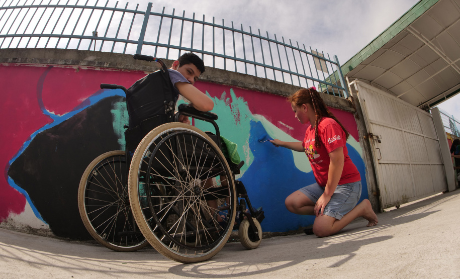 PROFICE incentiva projeto de arte urbana no litoral paranaense