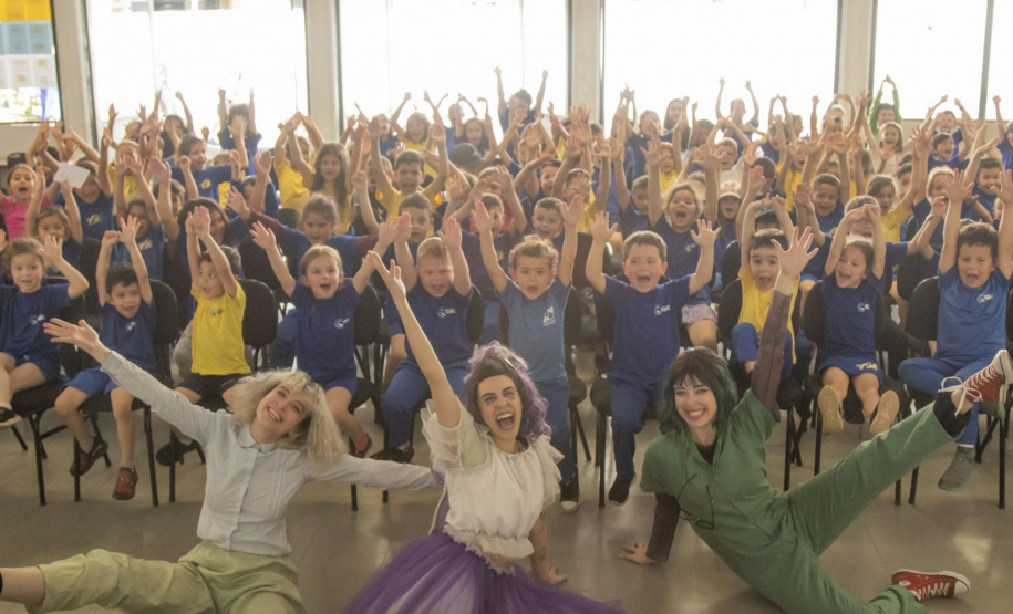 Mostra Especial do 50° Fenata leva peças a 60 instituições de Ponta Grossa