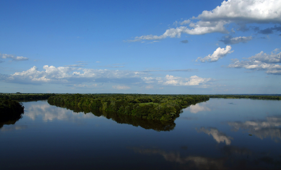 Bacias Hidrográficas