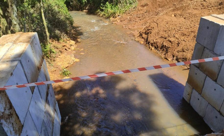 Pavimentação de estrada rural beneficia agricultura familiar no Sudoeste