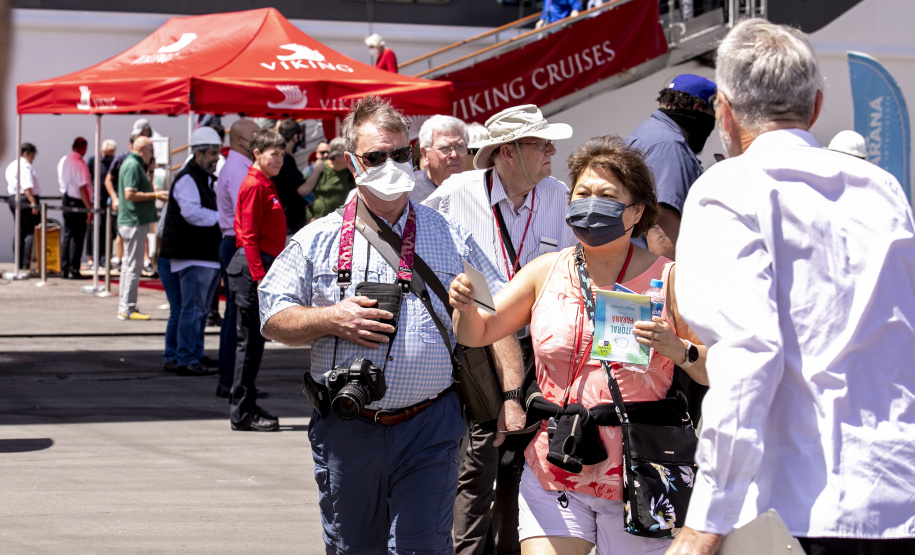 Após três anos, Porto de Paranaguá volta a receber navio com turistas