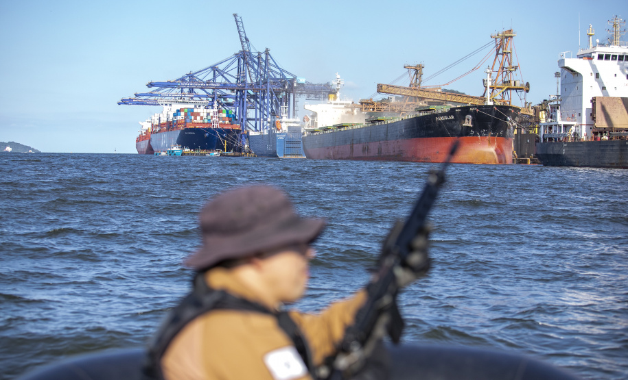 Operação Albatroz reforça combate ao tráfico internacional no Porto de Paranaguá
