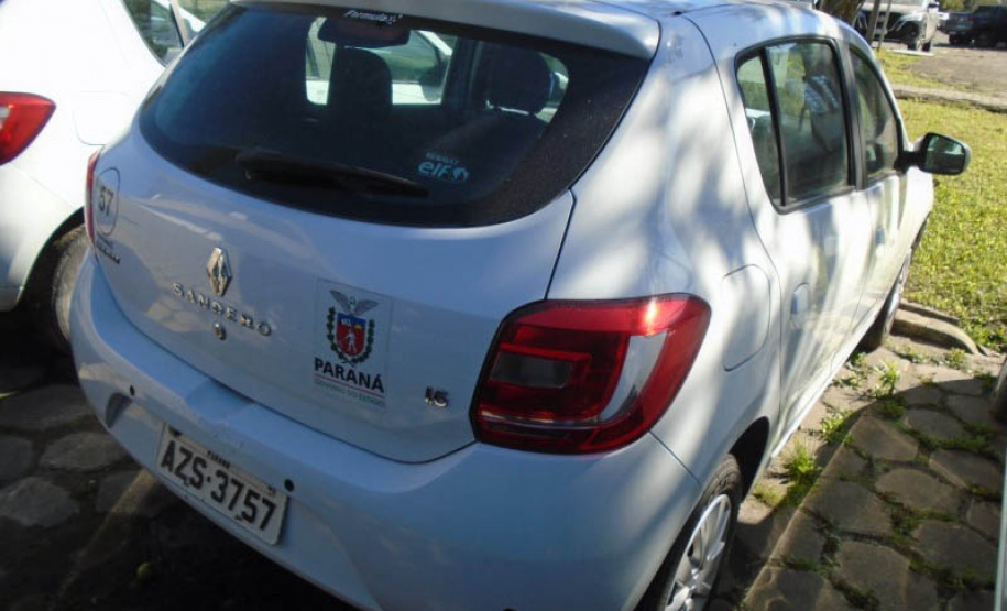 Portos do Paraná promove leilão de veículos