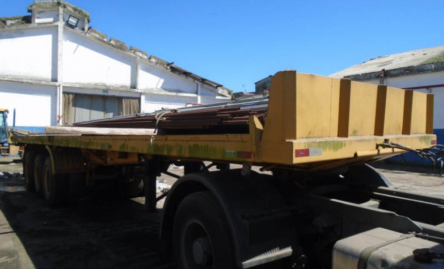 Portos do Paraná promove leilão de veículos