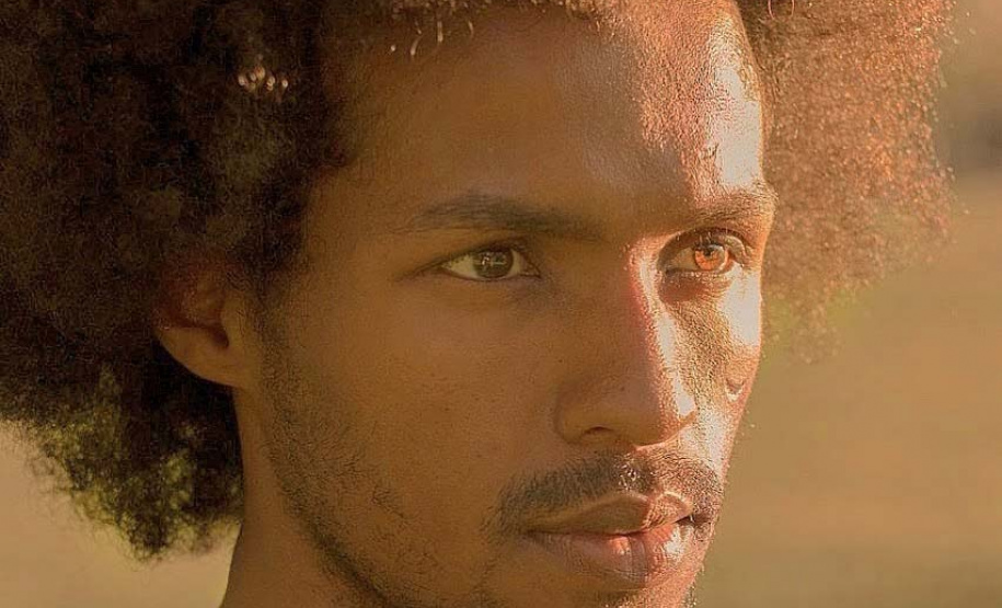 Palco do Guairão se transforma em passarela para celebrar moda e cultura negra