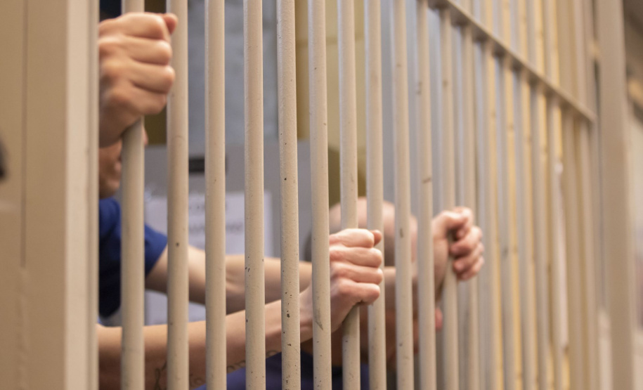 Mostra Especial do 50° Fenata leva peças a 60 instituições de Ponta Grossa