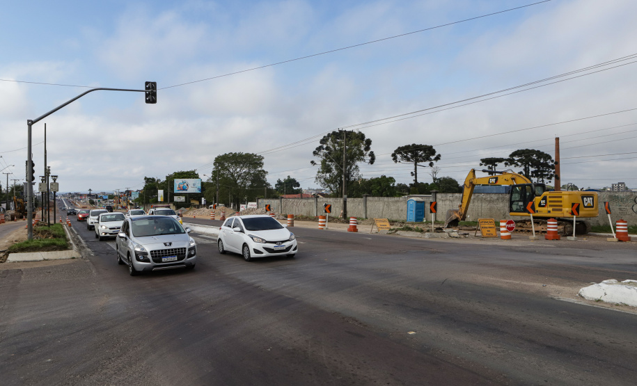 Obras do novo viaduto de São José dos Pinhais alteram trânsito a partir desta segunda