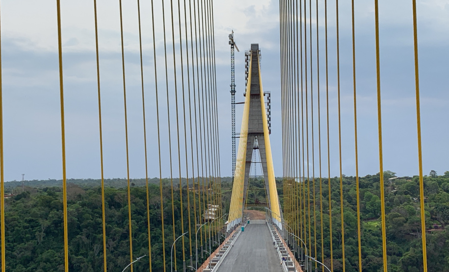 Estrutura da nova Ponte da Integração Brasil-Paraguai está concluída