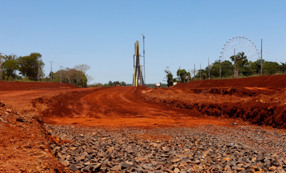 Nova ponte Brasil-Paraguai, em Foz do Iguaçu, está quase finalizada