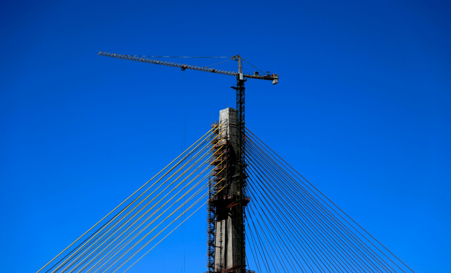 Nova ponte Brasil-Paraguai, em Foz do Iguaçu, está quase finalizada