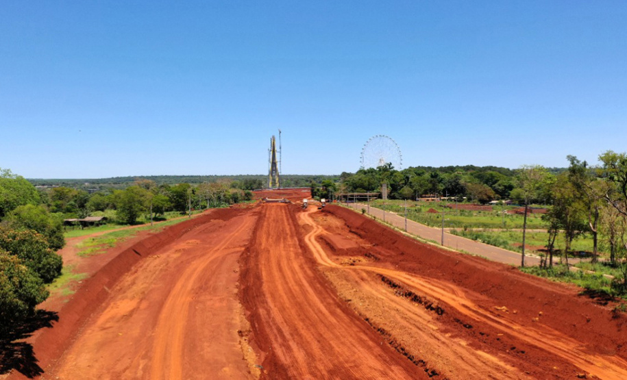 Nova ponte Brasil-Paraguai, em Foz do Iguaçu, está quase finalizada